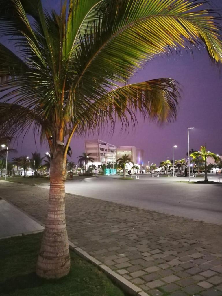 Hotel Las Palmas Esmeraldas Exterior foto